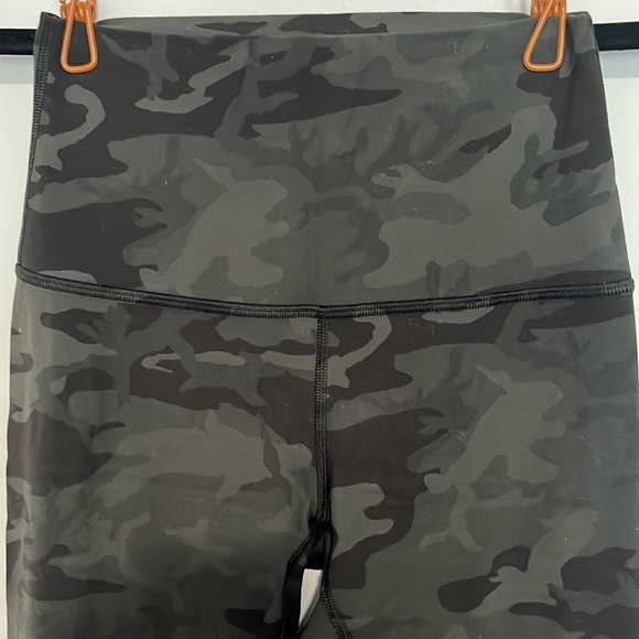 Lululemon Align Pant 28” Incognito Camo Multi Gator Green Size 2 - Picture 6 of 10